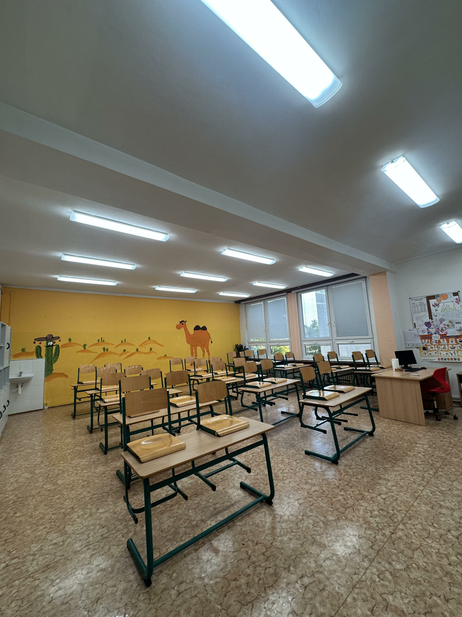 Sun under the roof of Prague’s largest primary school