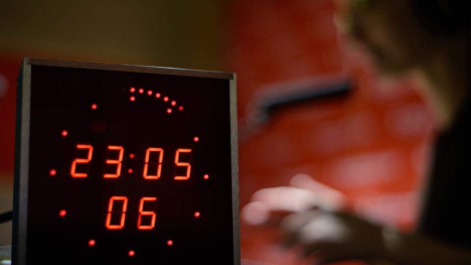 Vyplatí se obnovit veřejné osvětlení v Praze? Rozhovor s H. Medřickým